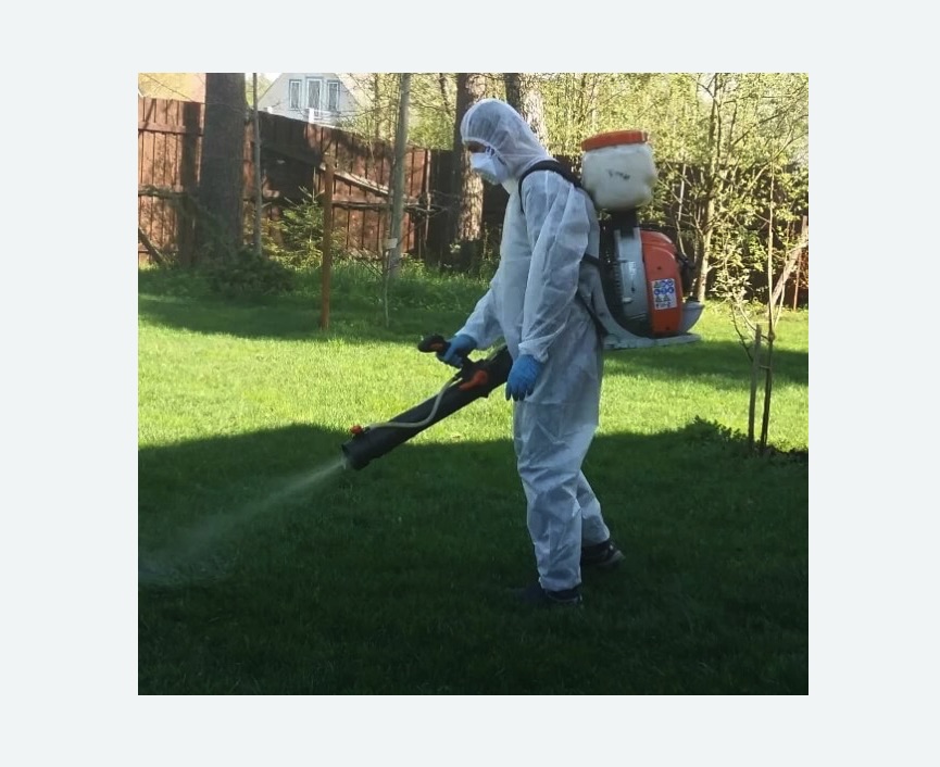 Обработка территории от клещей Битцевский парк метро Москвы